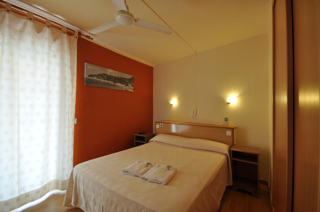 Hostal Residencia Europa Punico Ибица Экстерьер фото