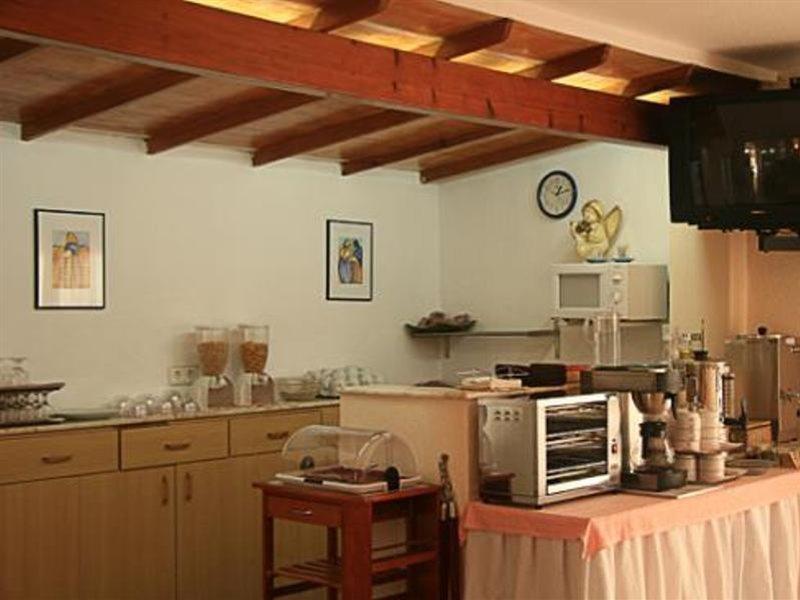Hostal Residencia Europa Punico Ибица Экстерьер фото